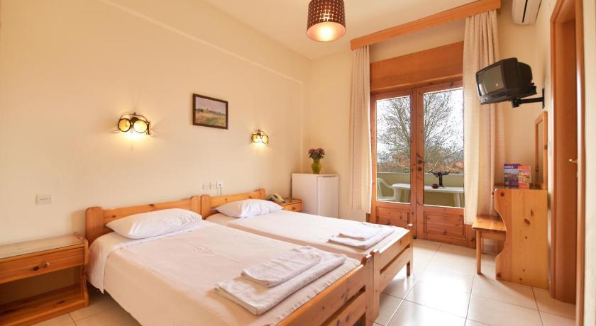 Yannis Hotel Krinidhes Номер фото