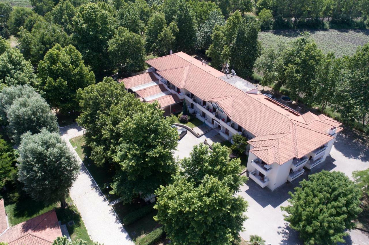 Yannis Hotel Krinidhes Екстер'єр фото